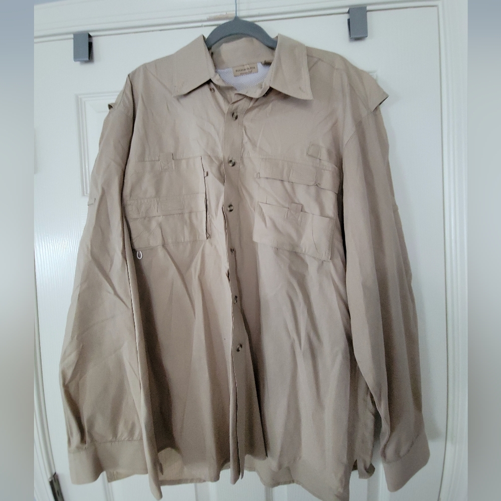Rugged Earth Outfitters Fishing Outdoor  Mens Khaki Buttondown Shirt Size Large